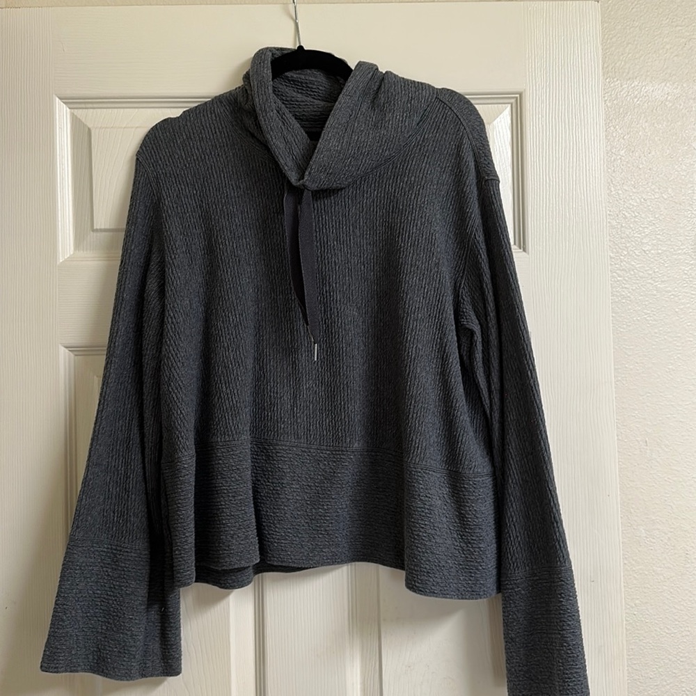 Lululemon sweater
